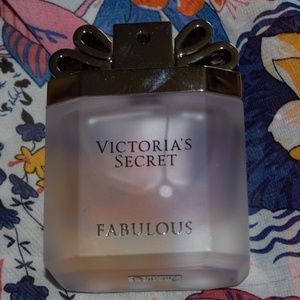 Victoria's Secret  Fabulous Full no box